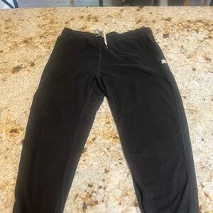 Vuori Performance DreamKnit™ Joggers Black Heather Women’s Size M 25” length